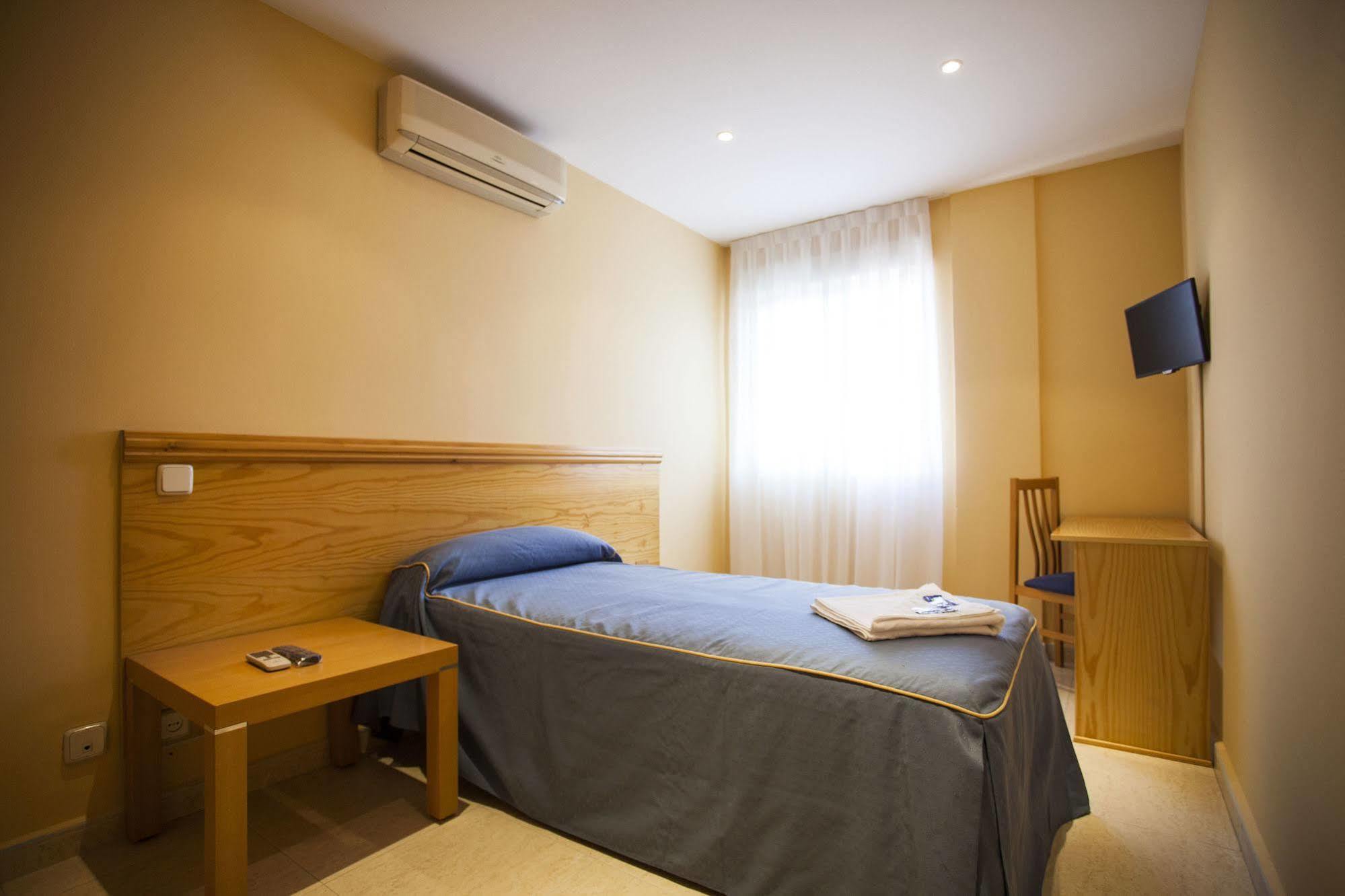 Hotel Restaurante El Alamo Ngoại thất bức ảnh