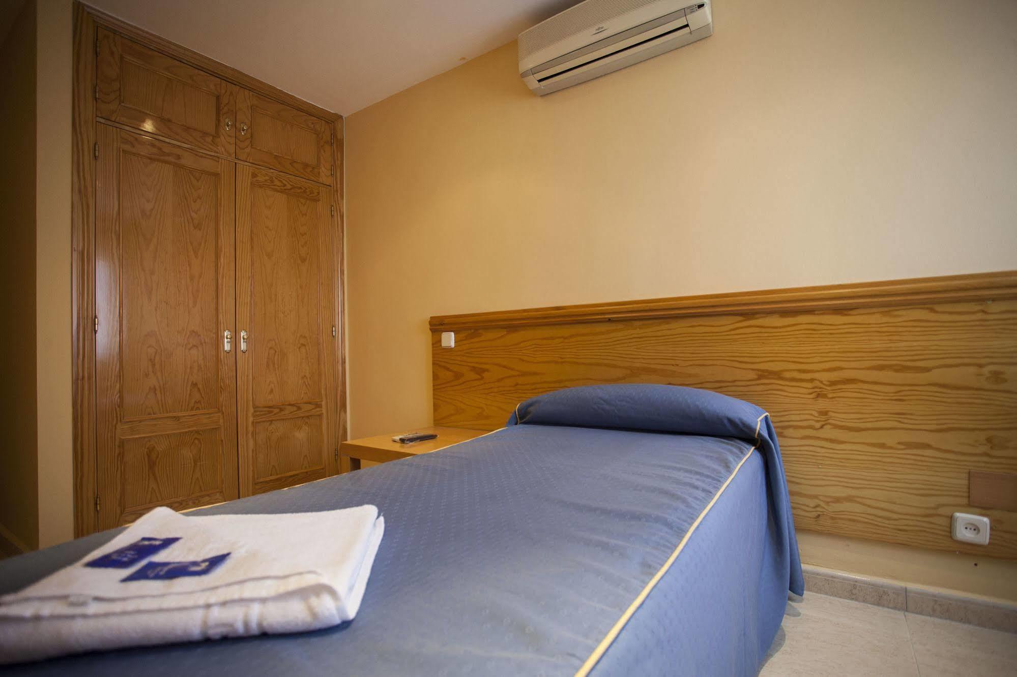 Hotel Restaurante El Alamo Ngoại thất bức ảnh